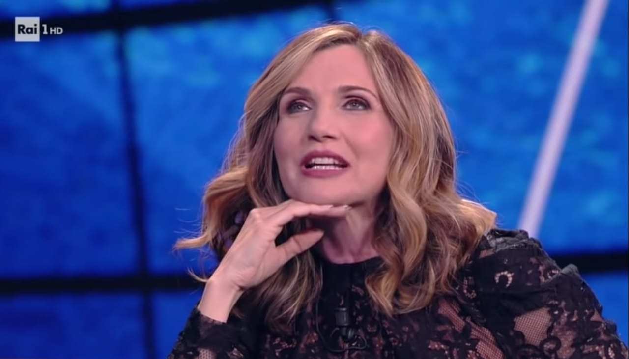 Lorella Cuccarini manda in tilt i social