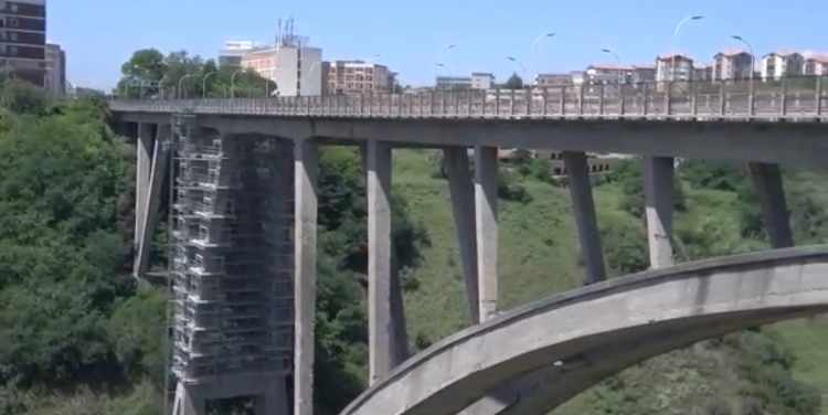 ponte morandi catanzaro sequestro