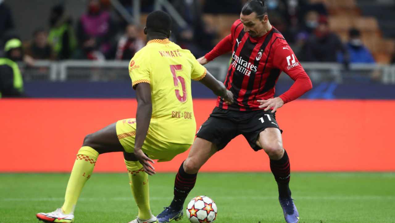 Ibrahimovic contro Konaté in Milan-Liverpool