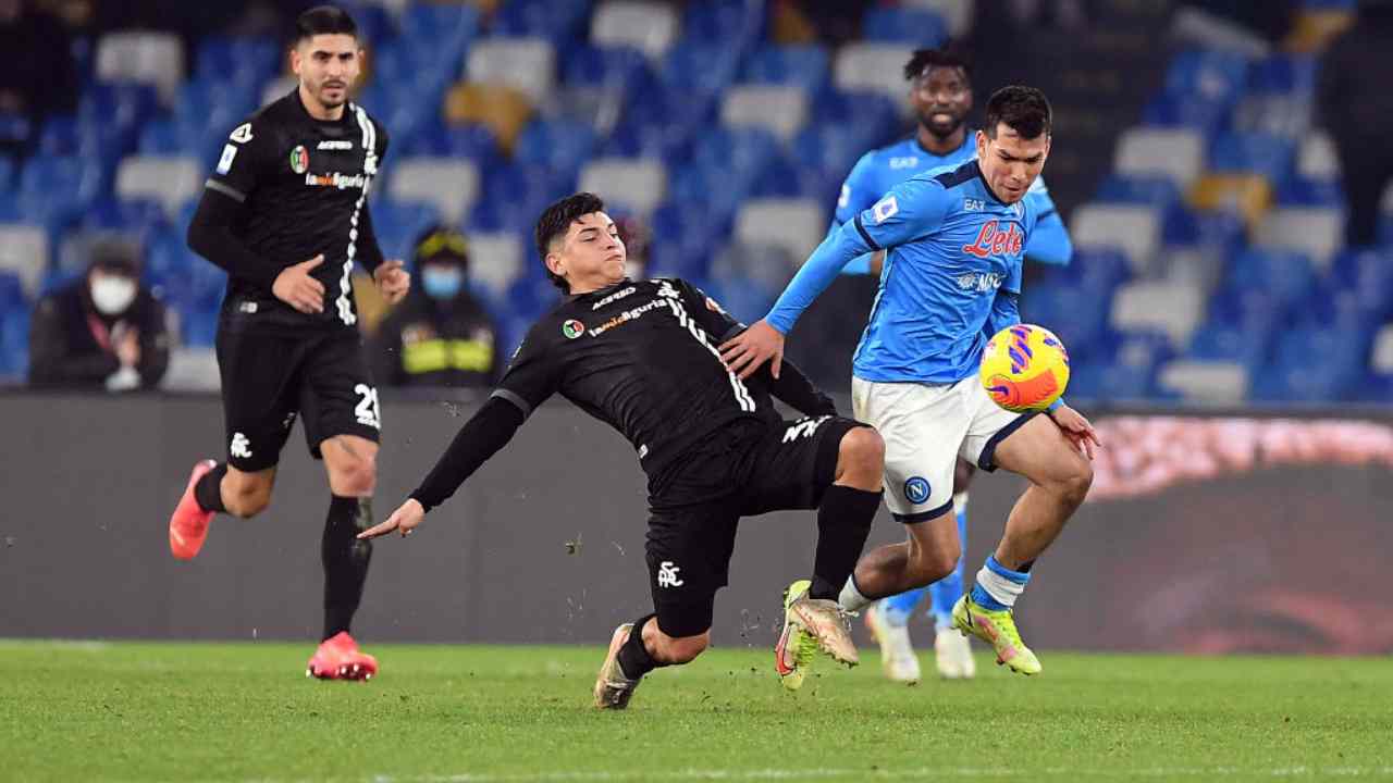Lozano in azione contro lo Spezia