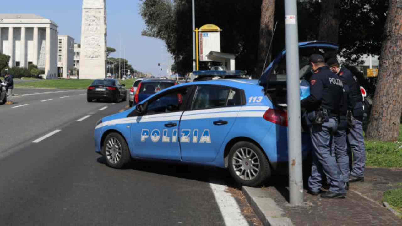 Polzia, paura fuori lo stadio del Catanzaro