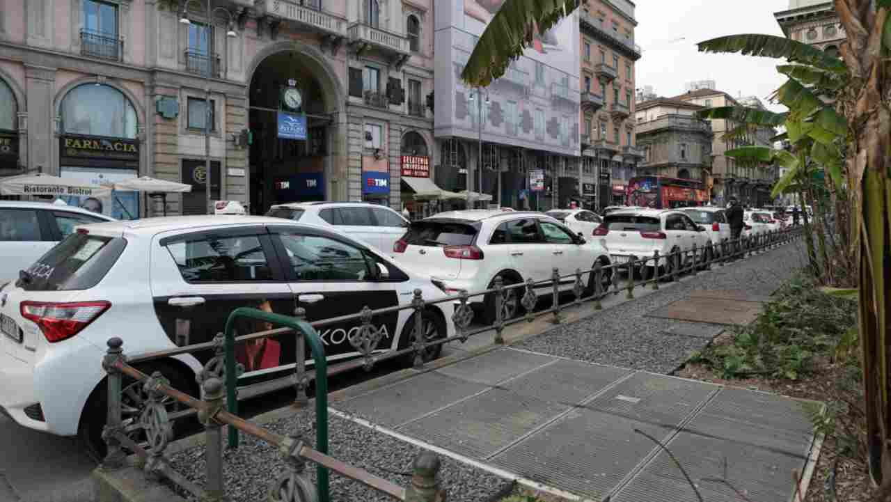 Torino, partorisce nel taxi