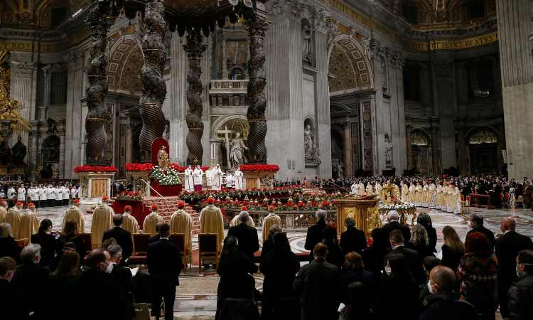papa messa natale