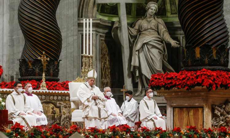 papa messa natale
