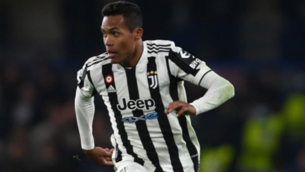 Alex Sandro al centro delle critiche