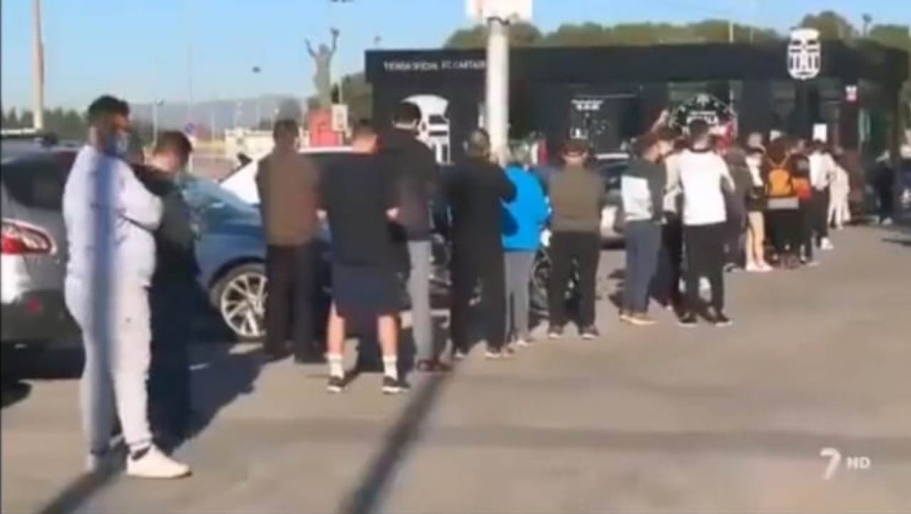 Murcia, tifosi Cartagena in fila per il biglietto