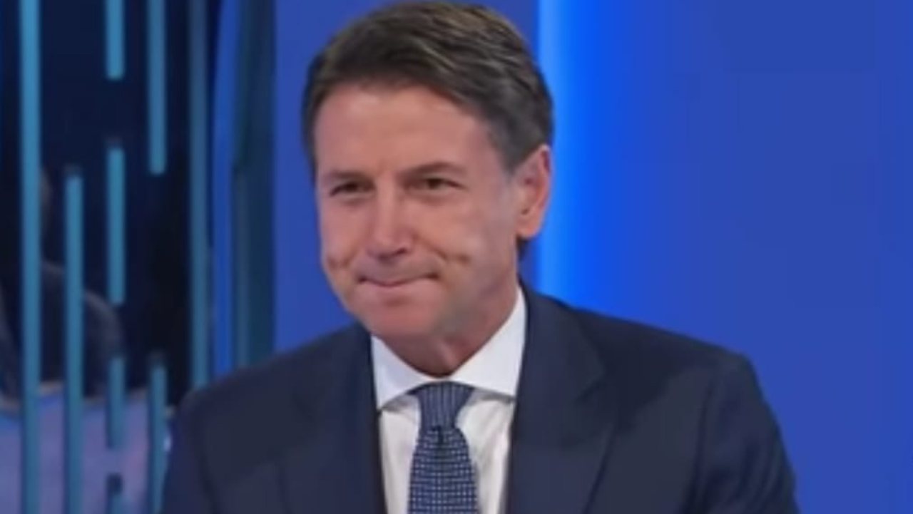 Giuseppe Conte chiude al centrodestra