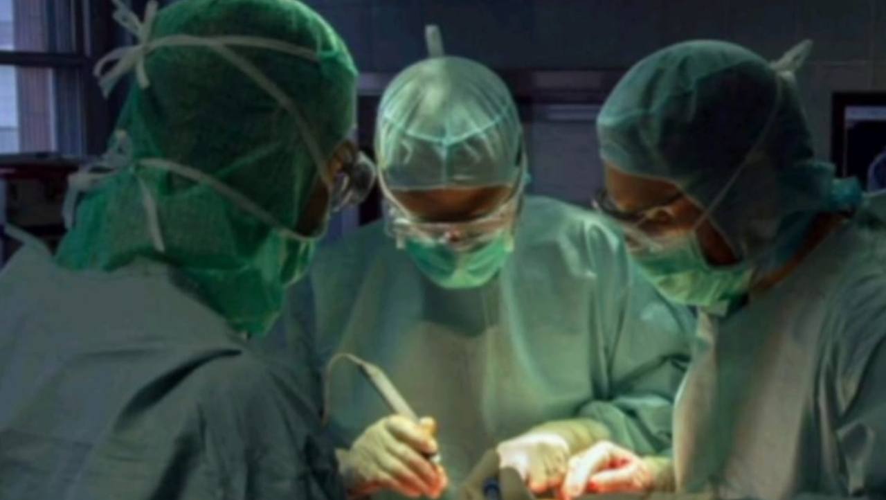 USA, prima operazione cuore maiale su uomo