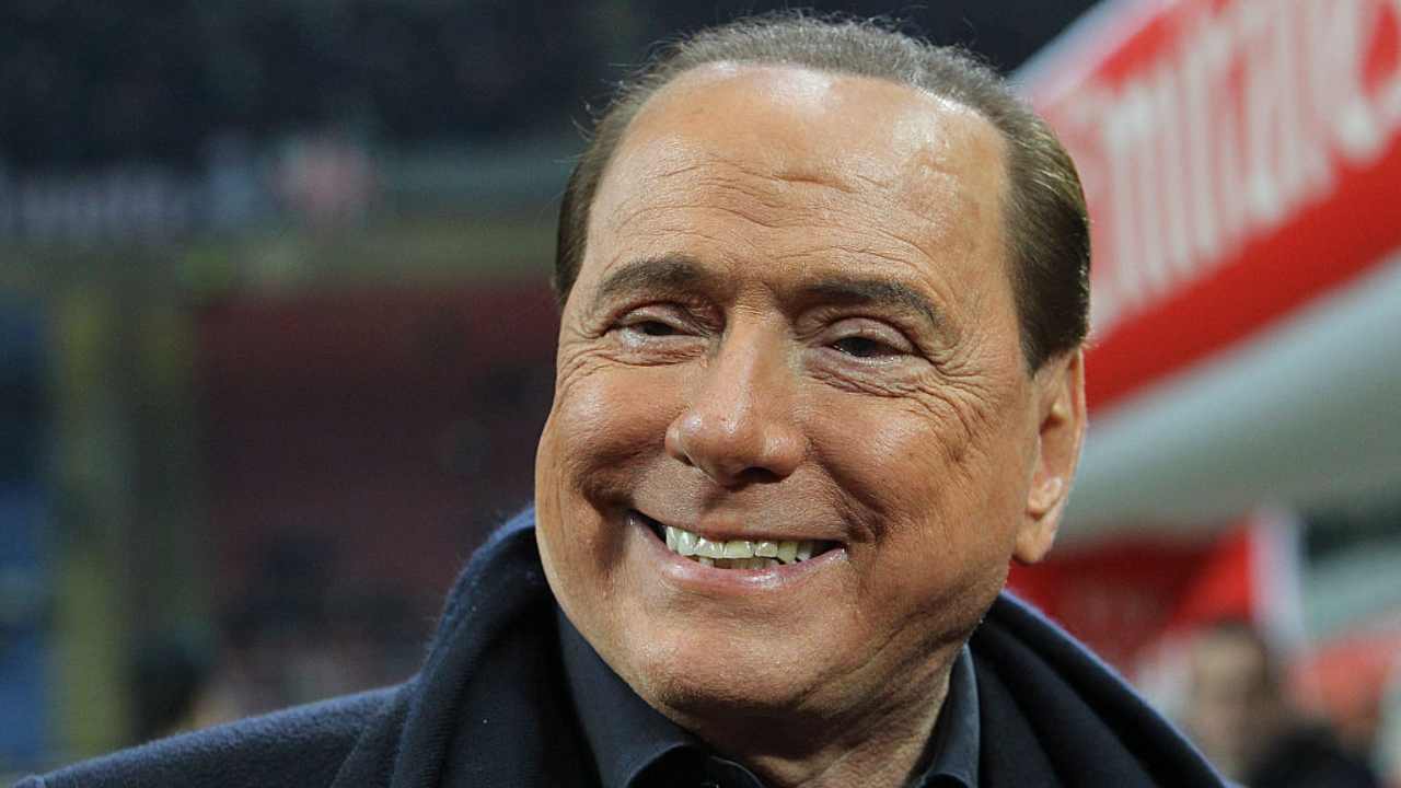 Berlusconi in tendenza su Twitter