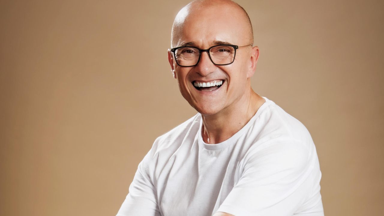 Critiche pesanti contro il programma di Signorini