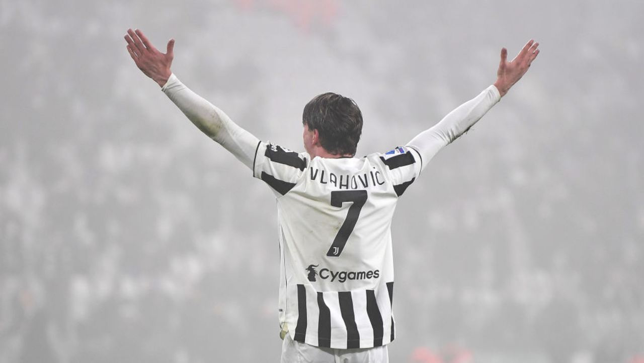 Dusan Vlahovic si prende la Juventus 