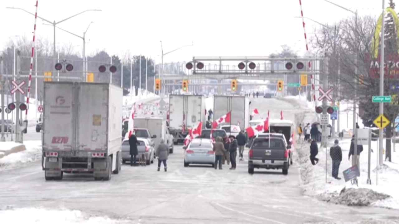 Canada, annuncio della polizia durante le proteste
