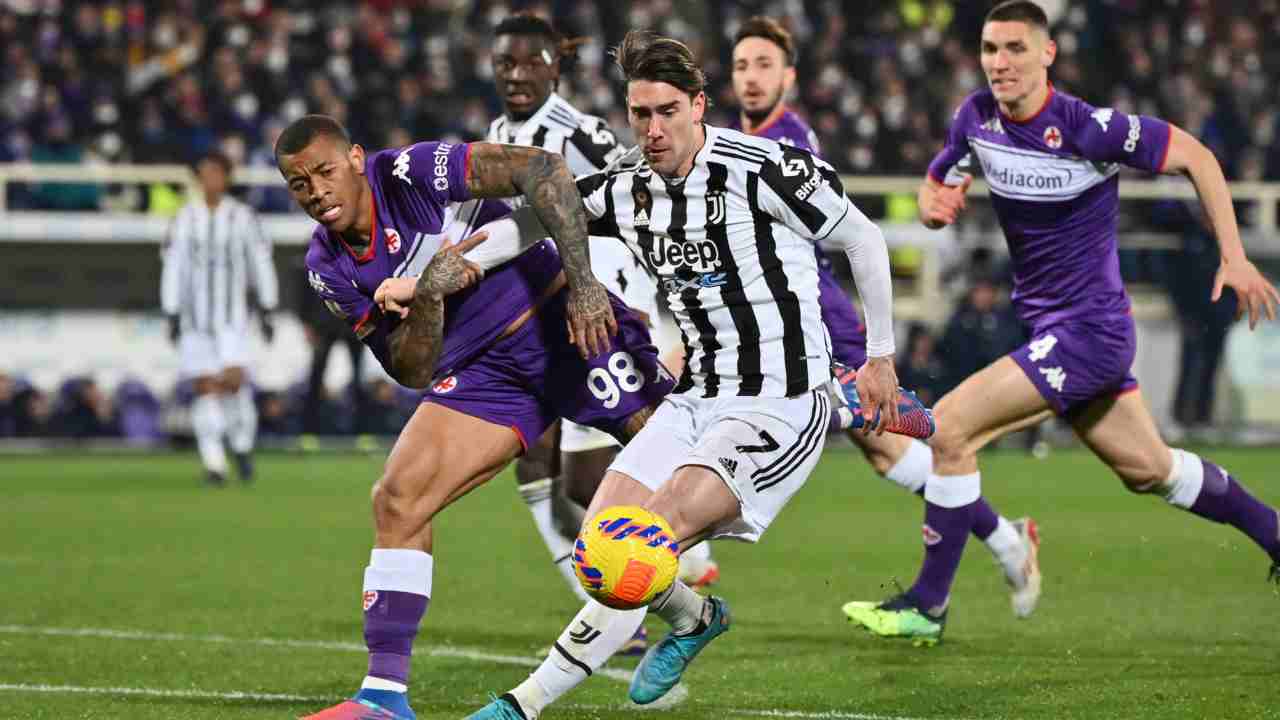 Vlahovic in Fiorentina-Juventus 