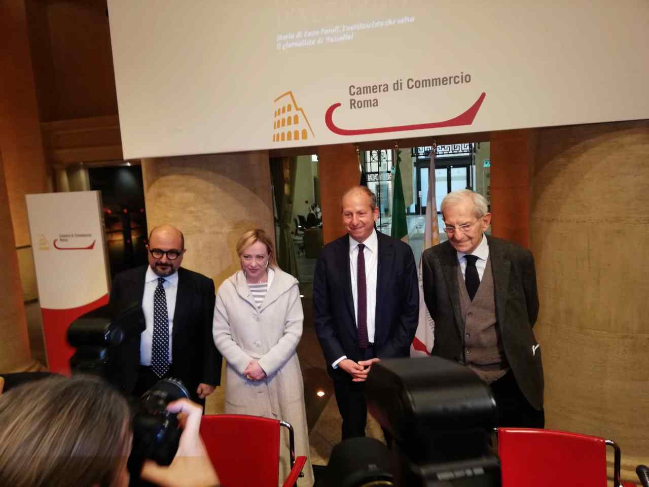 Gennaro Sangiuliano, Giorgia Meloni, Virman Cusenza e Luciano Violante alla presentazione di Giocatori d'azzardo (foto NOTIZIE.COM)