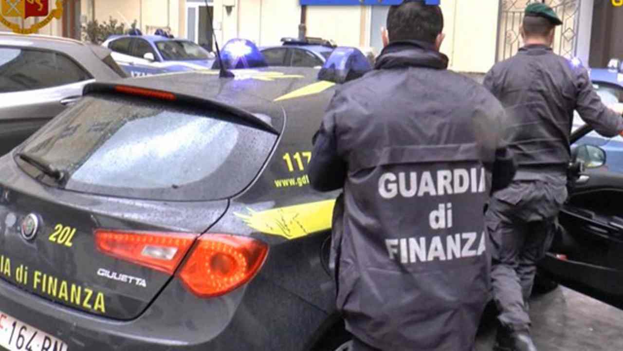 Anche in Italia iniziano i primi "congelamenti"