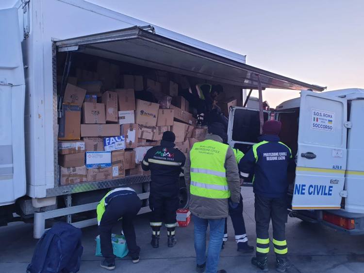 La consegna di aiuti umanitari a Chisinau (foto NOTIZIE.COM)