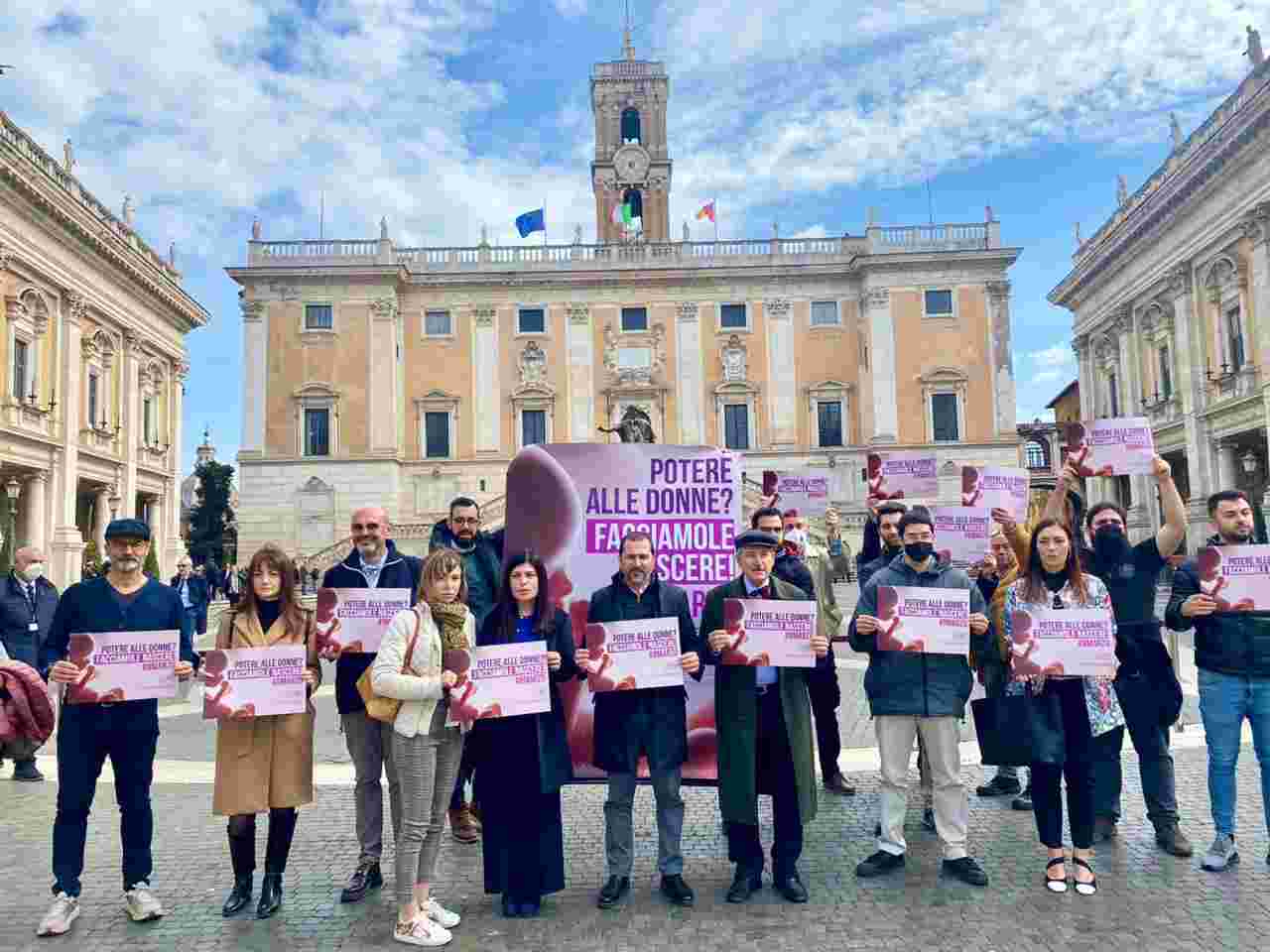 La manifestazione di Pro Vita & Famiglia in Campidoglio