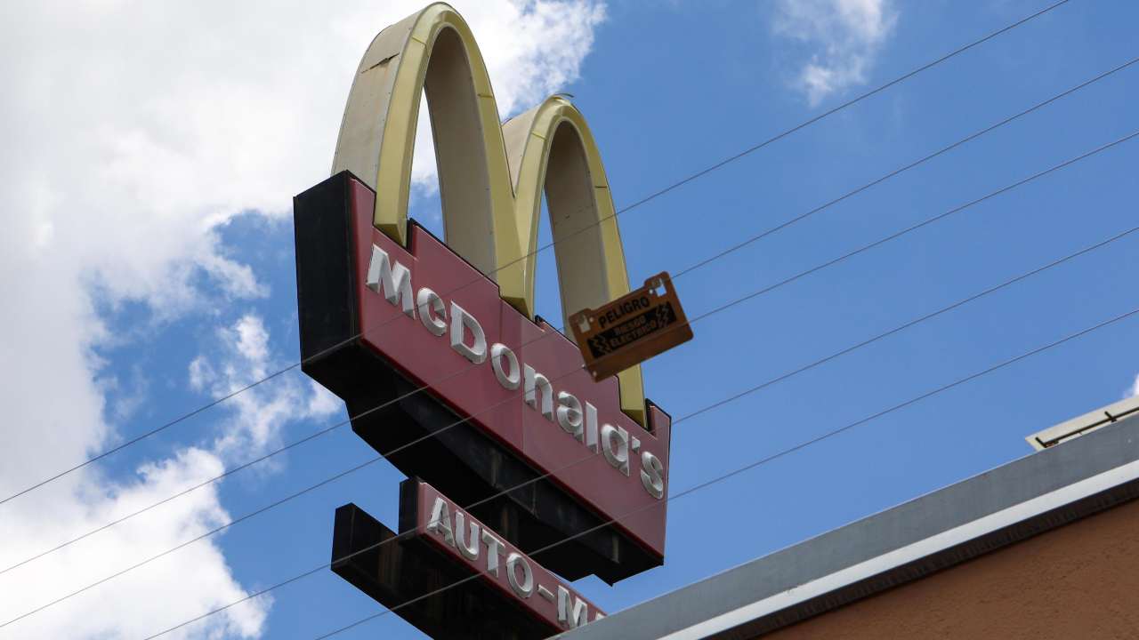 McDonald's, pugno duro contro la Russia