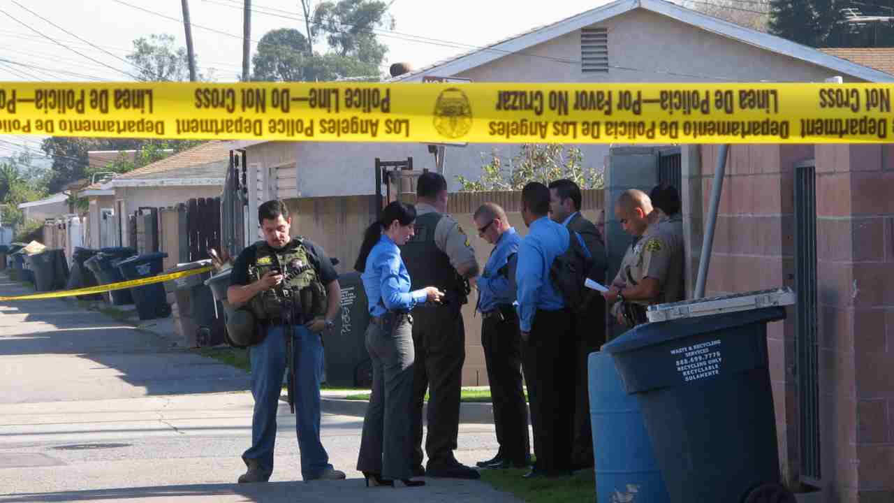 Sparatoria fuori ad un liceo in Iowa