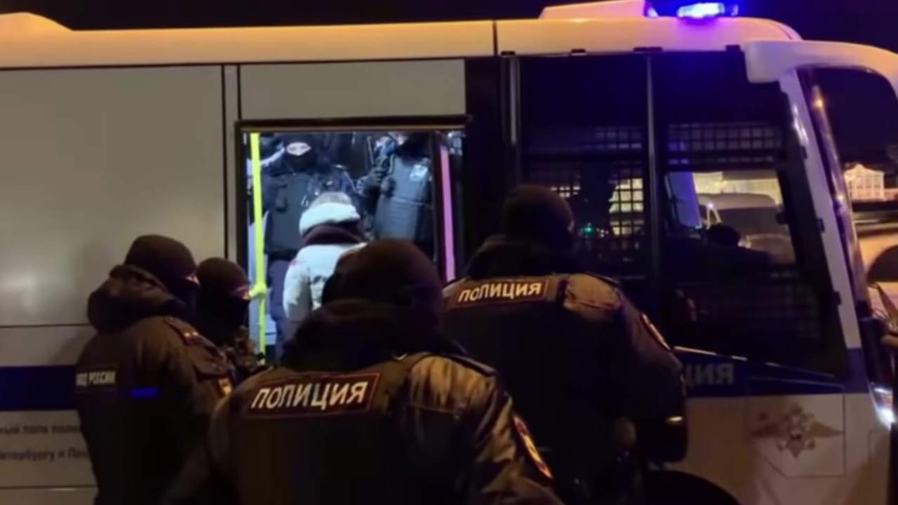 Russia, tantissime le persone arrestate