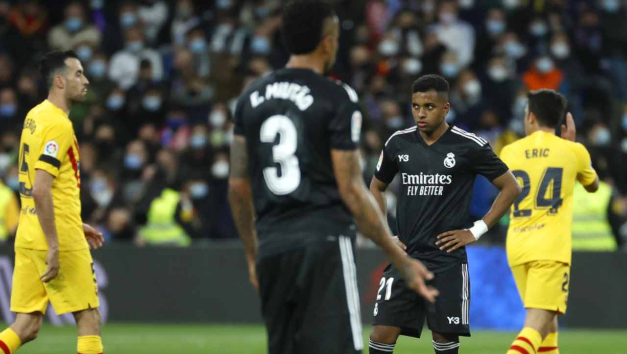 Liga, straordinario Barcellona contro il Real Madrid 