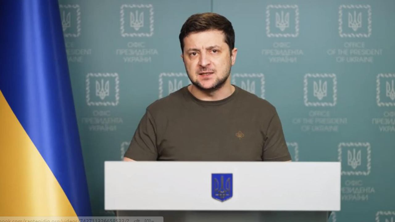 Zelensky risponde a Mosca