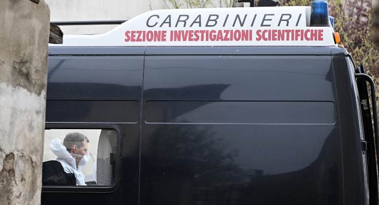 Carabinieri resti Modena