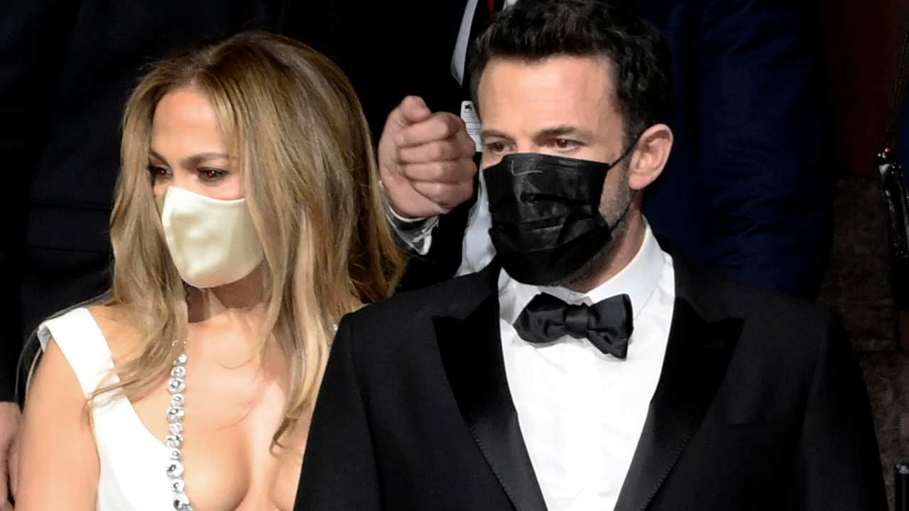 Accordo prematrimoniale molto hot tra Affleck e la Lopez