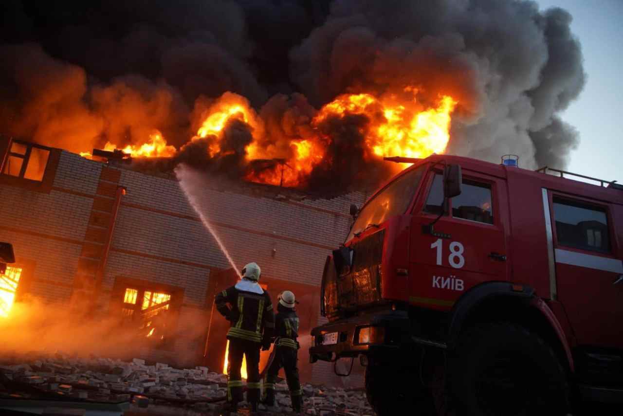 Ragusa incendio in fabbrica