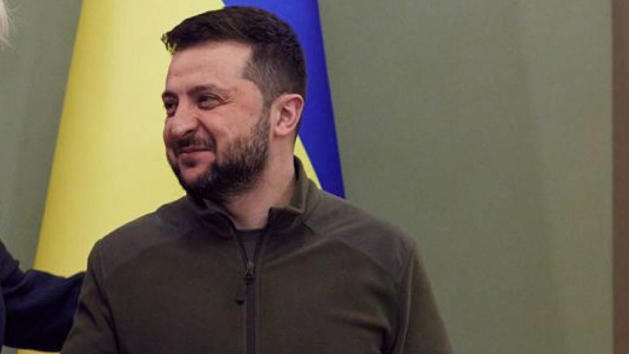 Zelensky dà appuntamento ai russi a Donbass