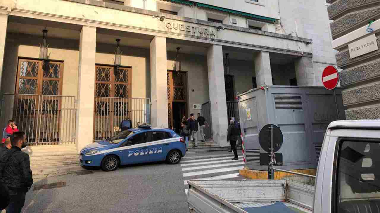 Agenti uccisi Trieste