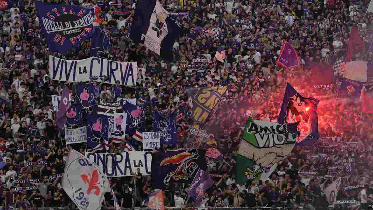 La Fiorentina dedica il successo ad Astori