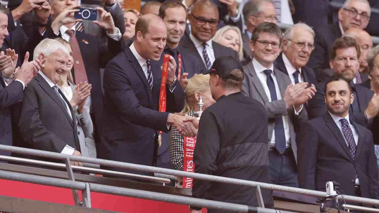 Principe William fischiato a Wembley