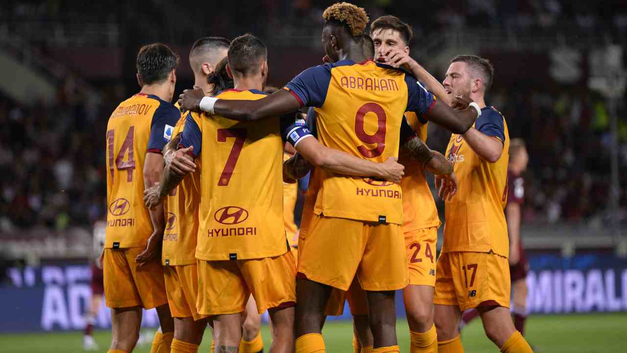 Roma vince a Torino e vola in Europa League