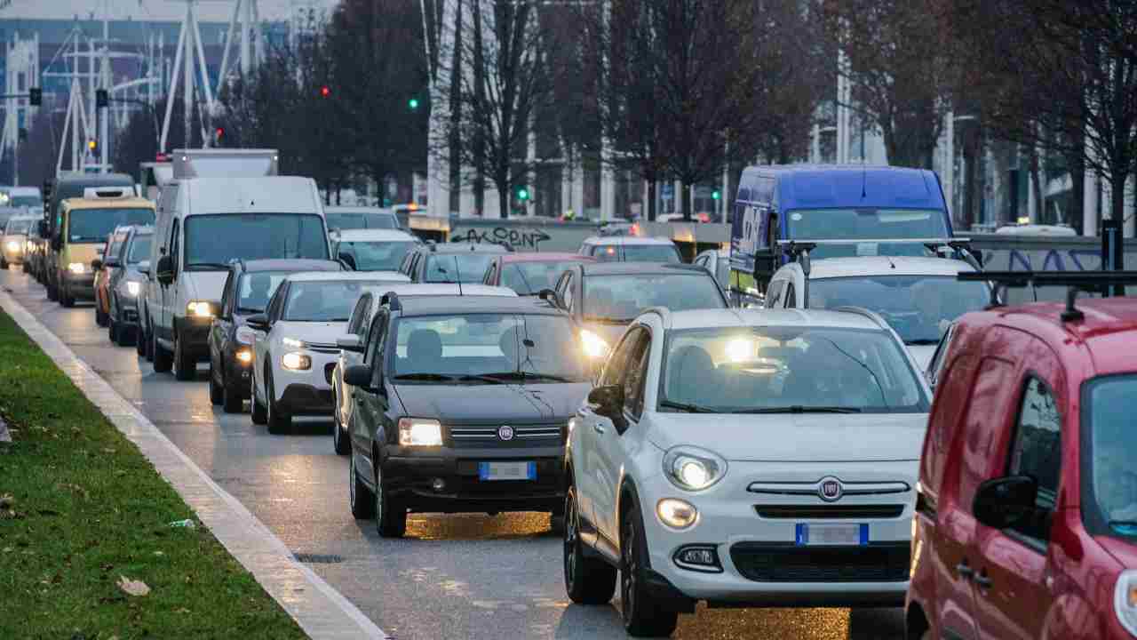 Dal primo ottobre se hai quest'auto non puoi più circolare