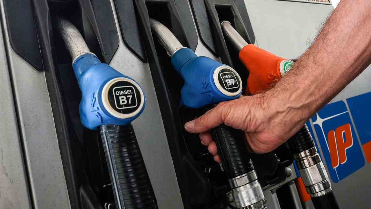 Benzina, dove arriveremo a finire?