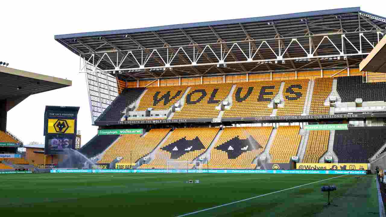 Al Molineux Stadium si giocherà a porte chiuse