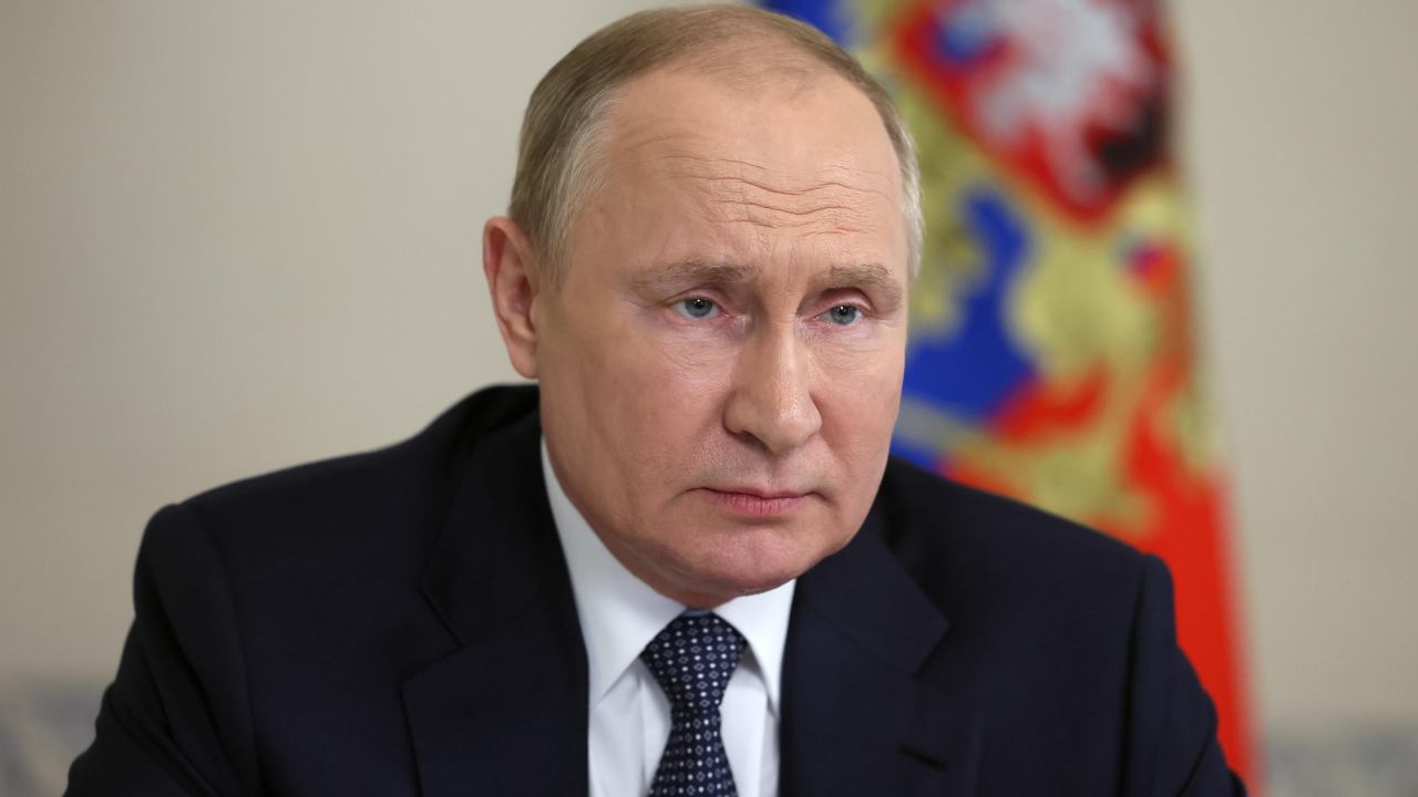 Vladimir Putin, nuova mossa contro Europa e Usa