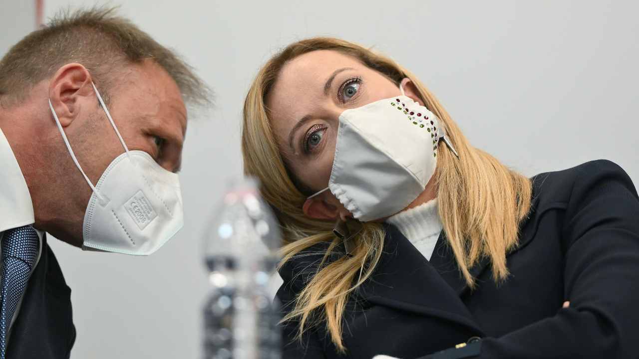 Lollobrigida chiede chiarezza su false adesioni 