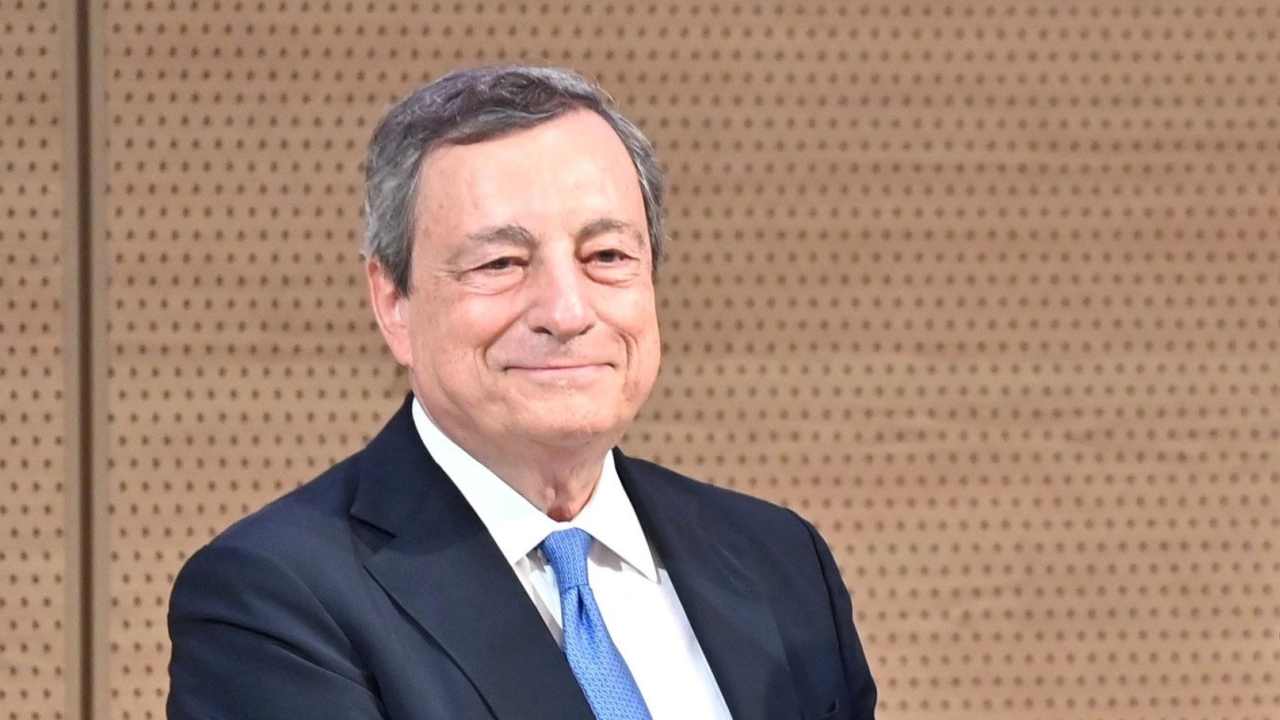 False adesioni su permanenza di Mario Draghi