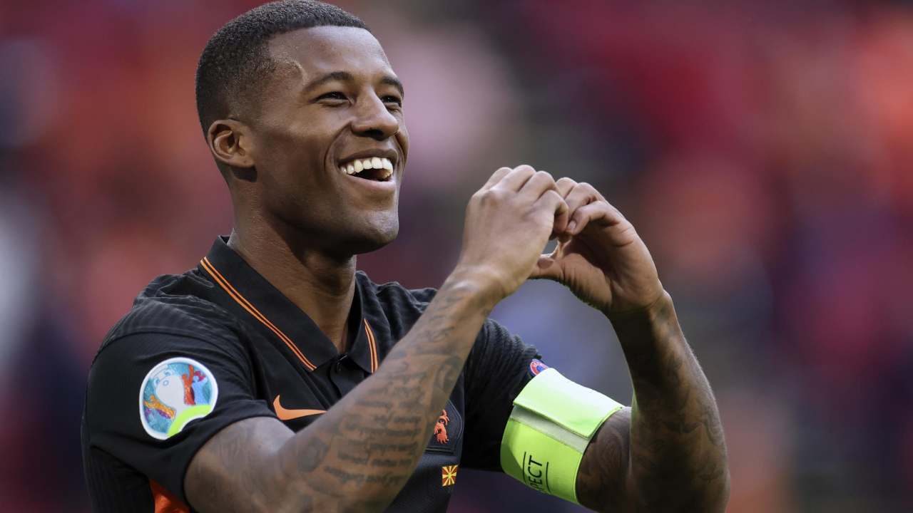 Wijnaldum, il backstage della presentazione