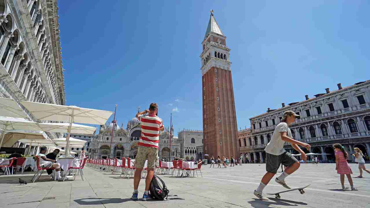 Degrado turisti a Venezia