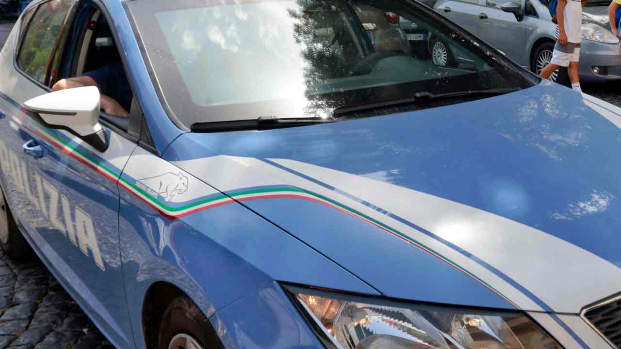 La polizia continua ad indagare per la vicenda della 16enne violentata
