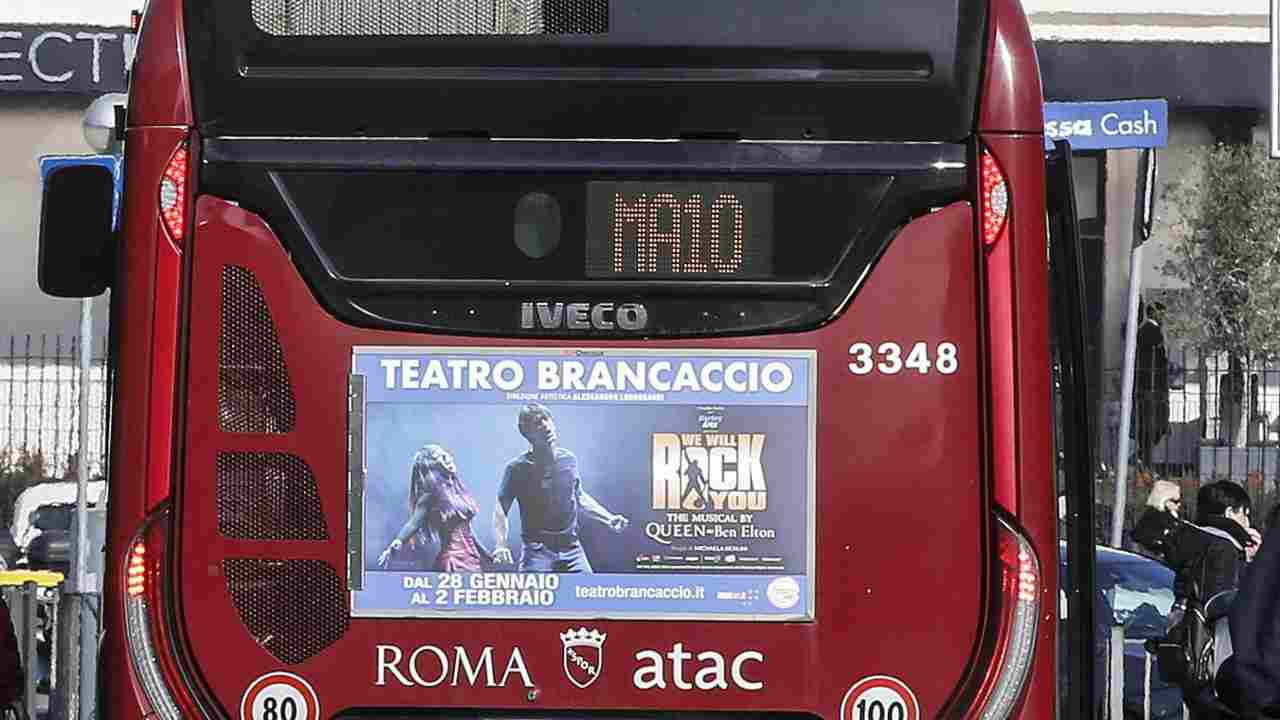 Atac, sospeso autista mentre guardava la Lazio