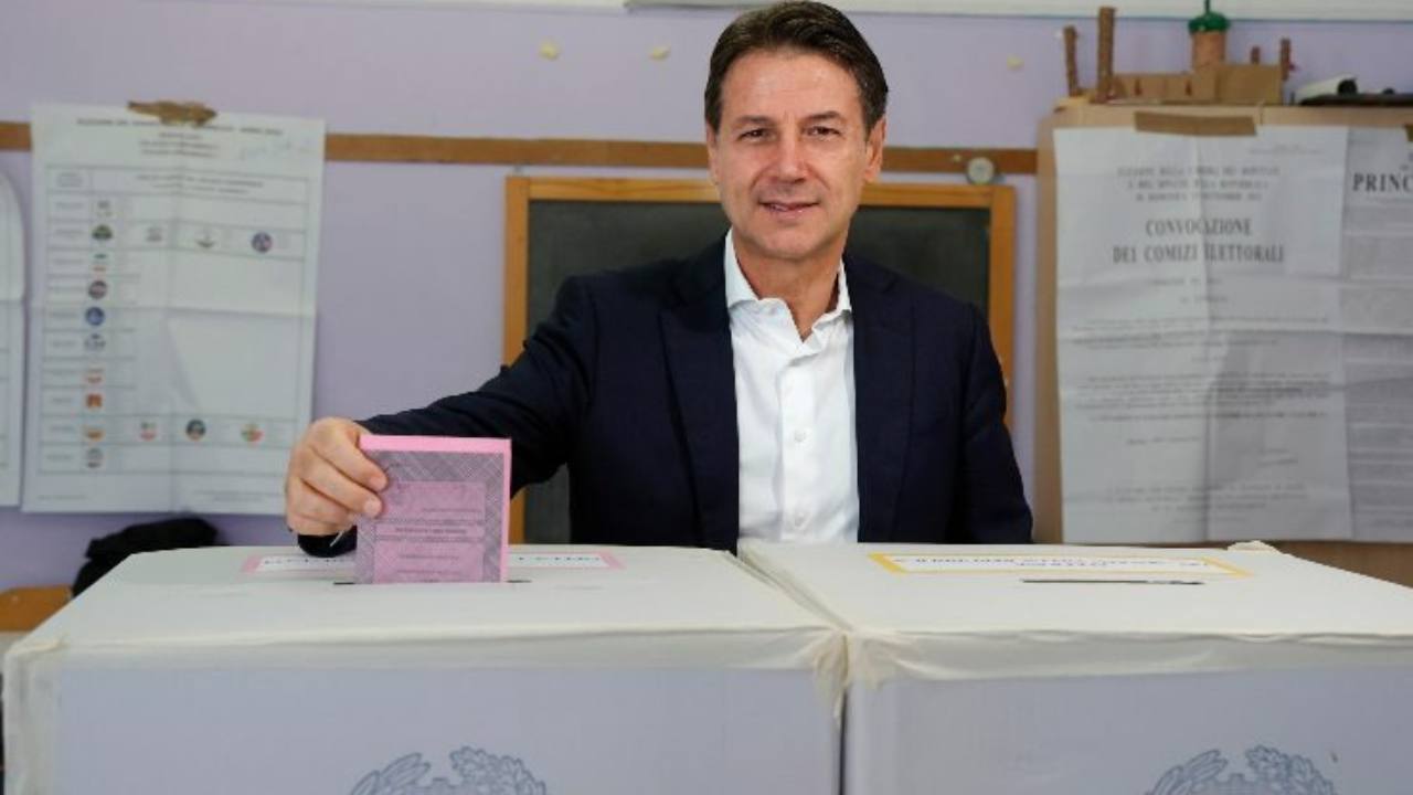 Anche Conte vota a Roma 