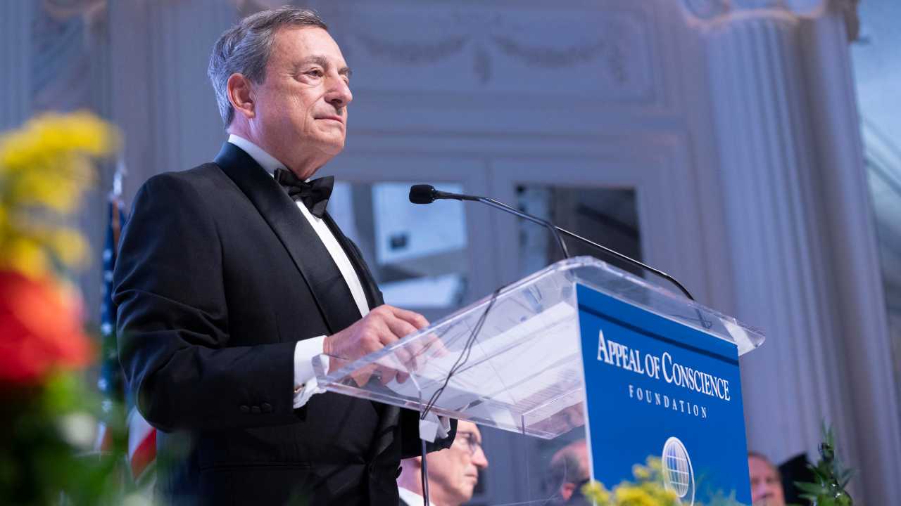 Mario Draghi premiato a New York