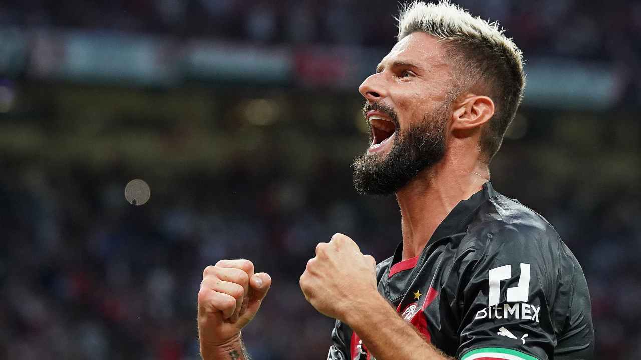 Giroud sigla la rete dell'1-0 