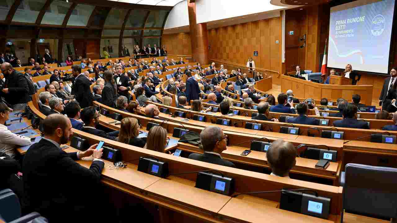 Meloni alla Camera, via assemblea parlamentari