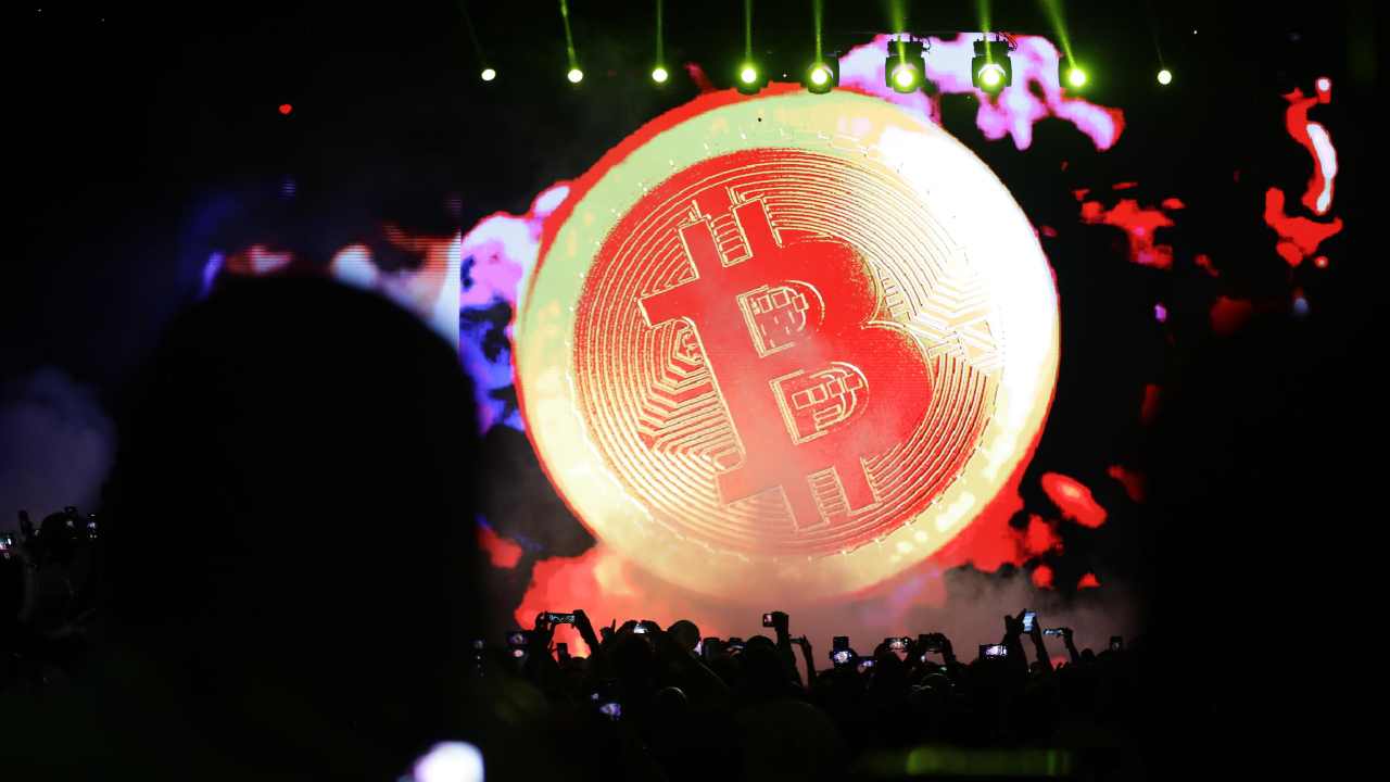 Svolta nel McDonald's di Lugano: si pagherà in Bitcoin