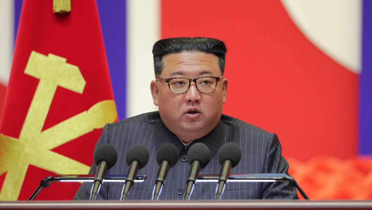 Il leader della Corea del Nord Kim Jojng-un (Notizie.com) 20220110